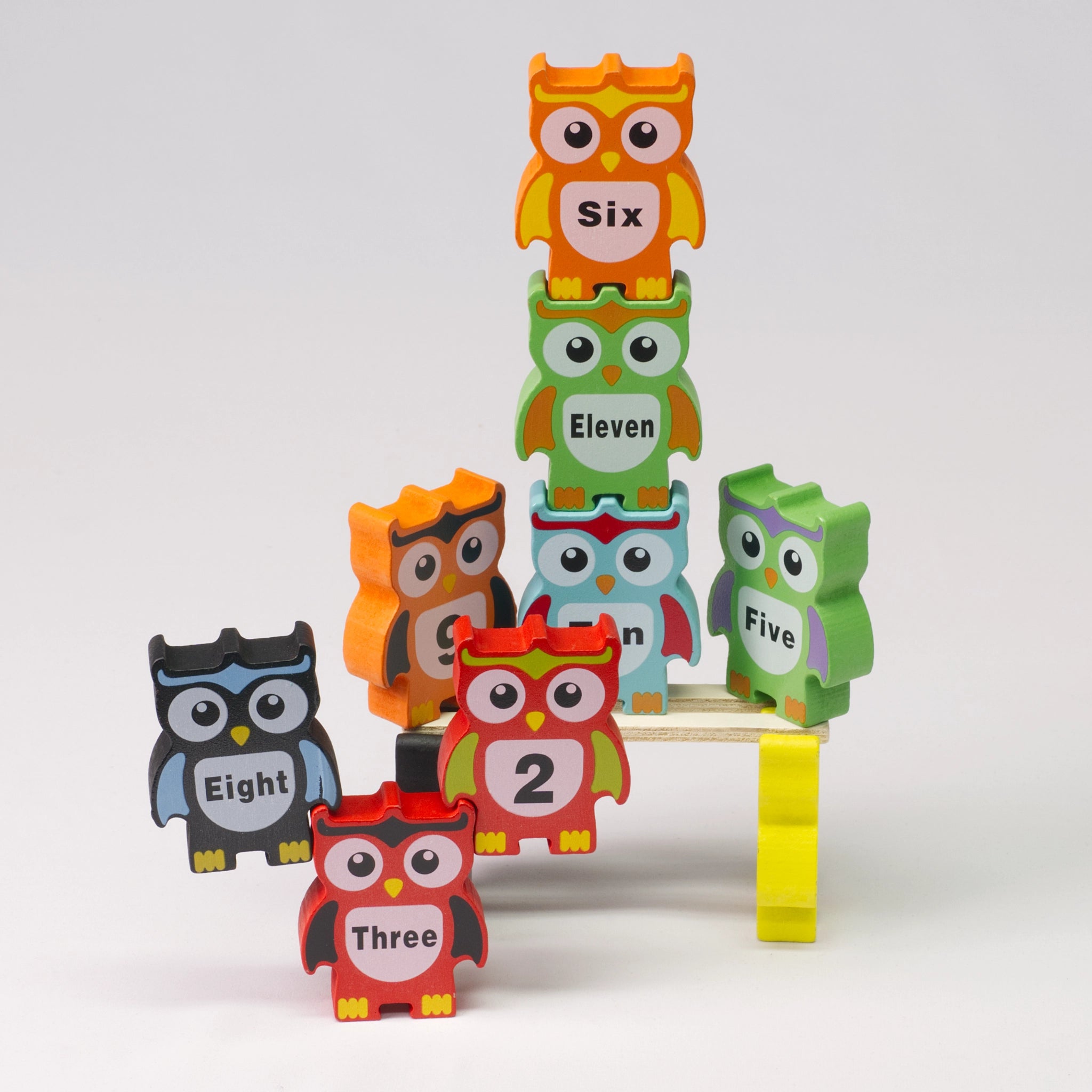 Bunte Holz-Stapelsteine in Eulenform incl. Aufbewahrungsbeutel