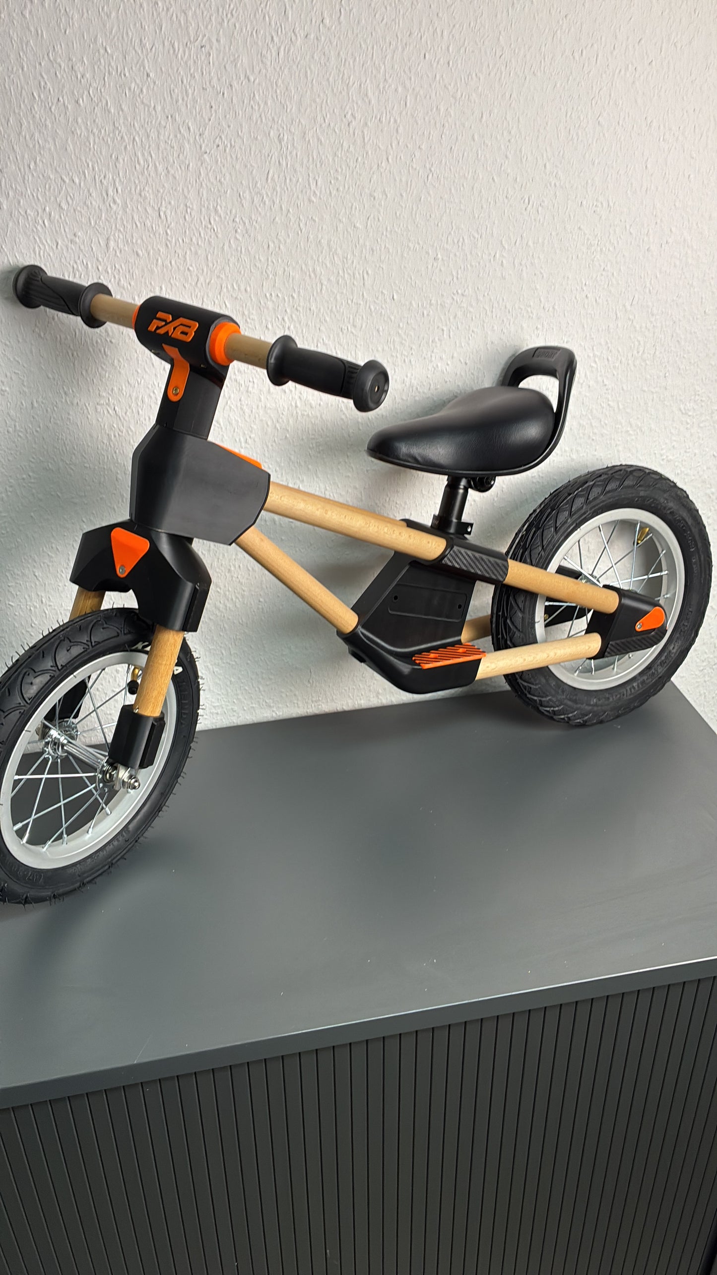 Frank - No Cute. Just Cool.